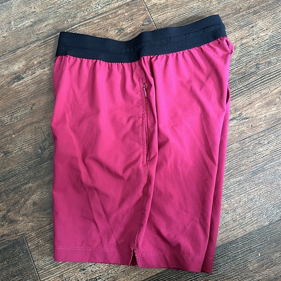 Rhone Mako Shorts - Picture 3 of 5